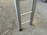 Roll & fix ladder voor bestelwagen - afbeelding 3 van  6