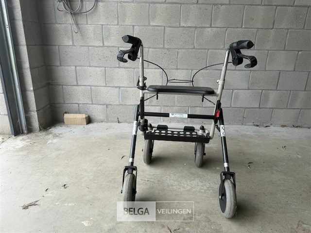 Rollator invacare - afbeelding 1 van  3