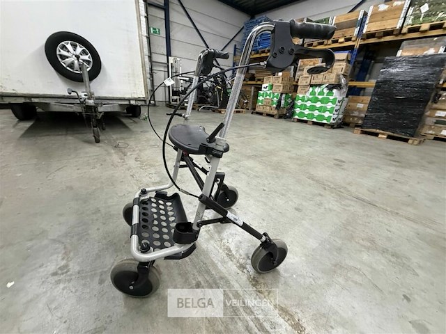 Rollator invacare - afbeelding 3 van  5