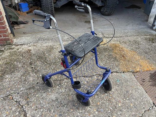 Rollator thuasne - wheelchair - afbeelding 6 van  6