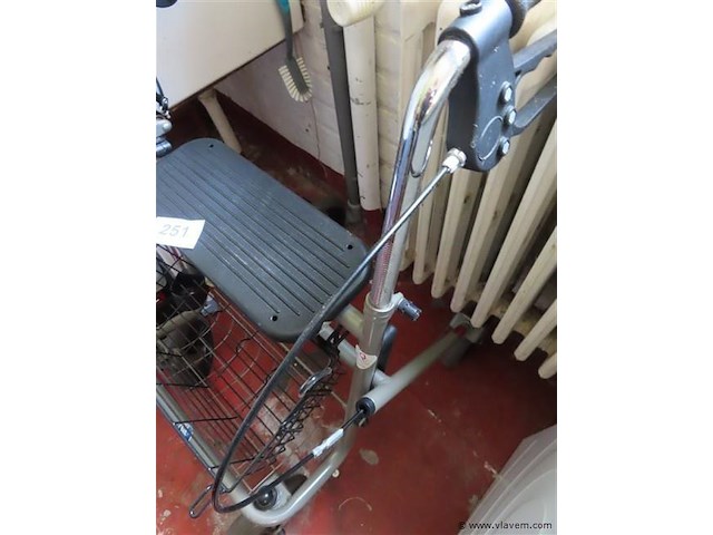 Rollator - afbeelding 3 van  3