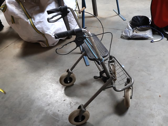 Rollator - afbeelding 3 van  4