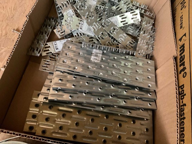 Rollen bandijzer; houtverbindingen; handbeschermingen - afbeelding 4 van  7