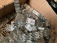 Rollen bandijzer; houtverbindingen; handbeschermingen - afbeelding 5 van  7