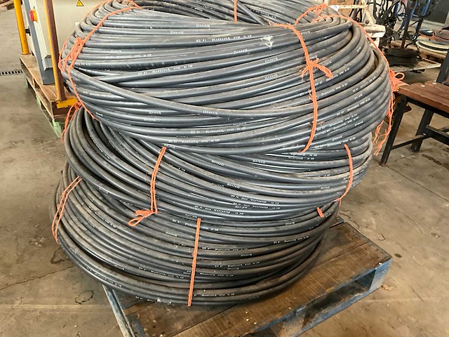 Rollen pe buizen (3x) - afbeelding 3 van  6