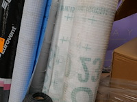 Rollen plastiekfolie en rollen damprem - afbeelding 2 van  4