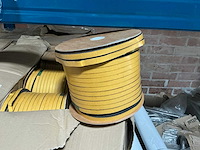 Rollen pvc kleefband (54x) - afbeelding 1 van  3