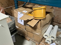 Rollen pvc kleefband (54x) - afbeelding 2 van  3