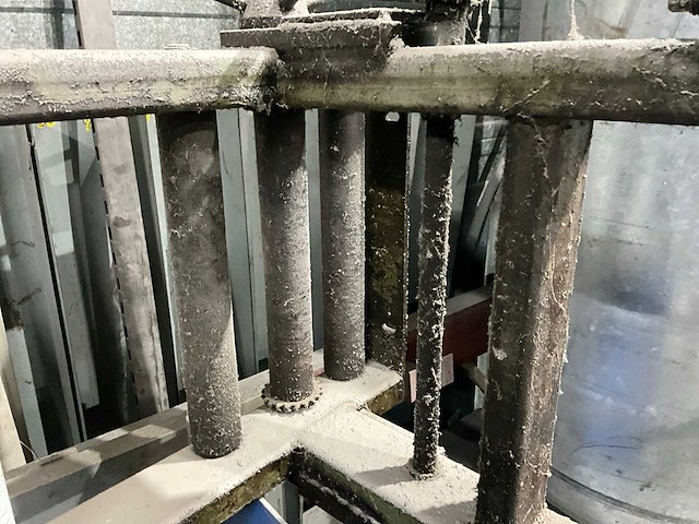 Rollenbaan en metalen onderstel - afbeelding 3 van  5