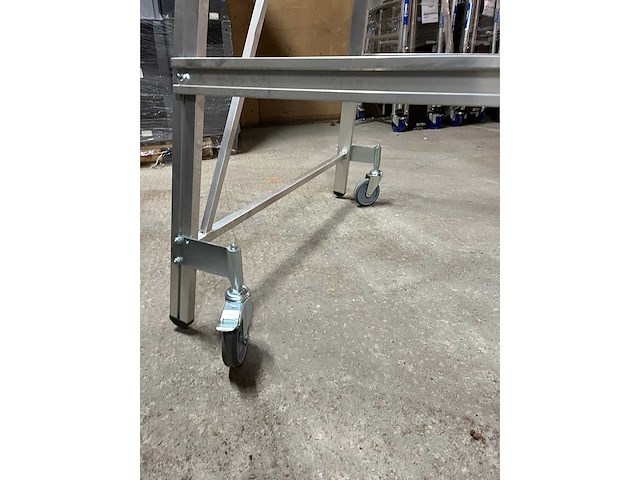 Rollende magazijntrap munk 50108 - afbeelding 3 van  3