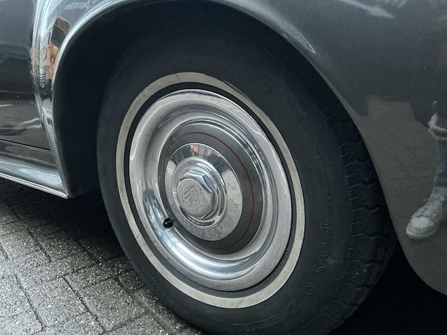 Rolls royce silver cloud oldtimer - afbeelding 24 van  35