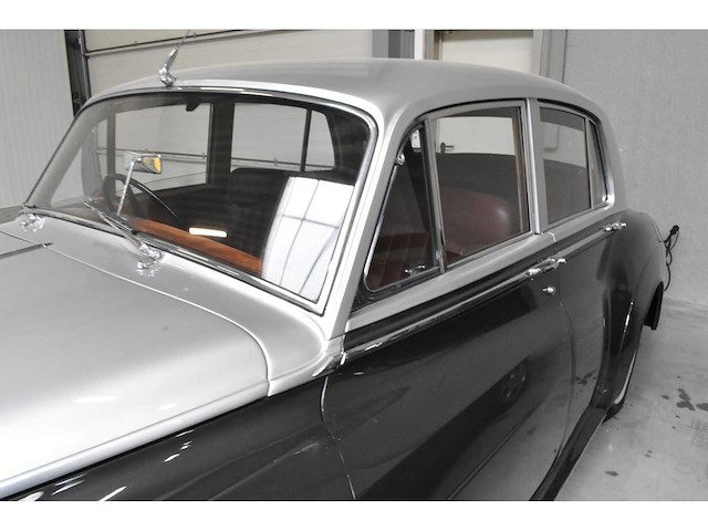 Rolls royce silver cloud - afbeelding 9 van  28