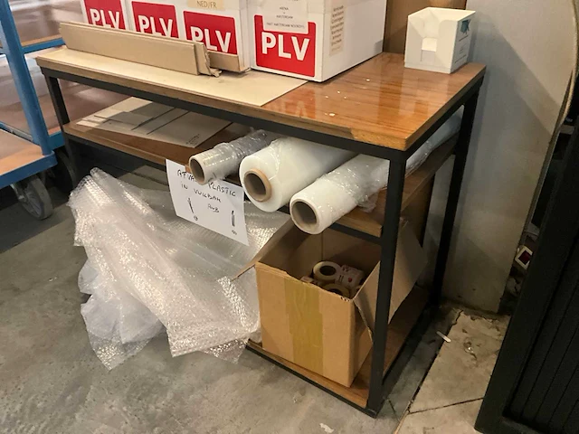 Rolluikkast en bureautafel - afbeelding 8 van  17