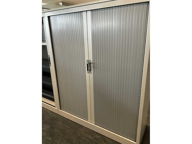 Rolluikkast met grijs bovenblad 120x146 (4x) - afbeelding 2 van  7