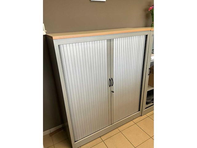 Rolluikkast met houten bovenblad 120x140 (2x) - afbeelding 5 van  6
