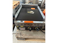 Rolrooster - pgn700 - gas plancha - afbeelding 2 van  3