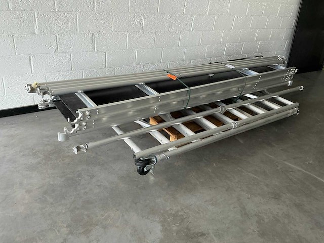 Rolsteiger - afbeelding 2 van  7