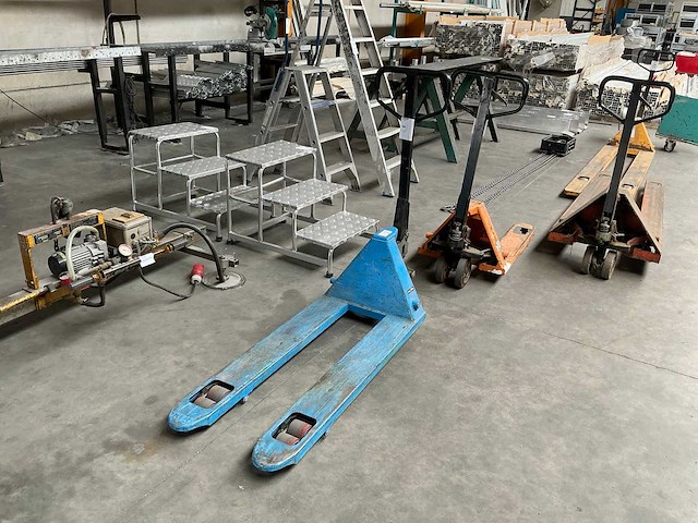 Roltex hpt-a hand hydraulische palletwagen - afbeelding 1 van  4