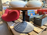 Rond tafeltje met gietijzeren voet - afbeelding 1 van  3