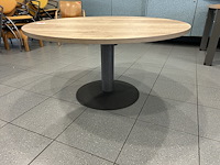 Ronde eettafel - afbeelding 1 van  3