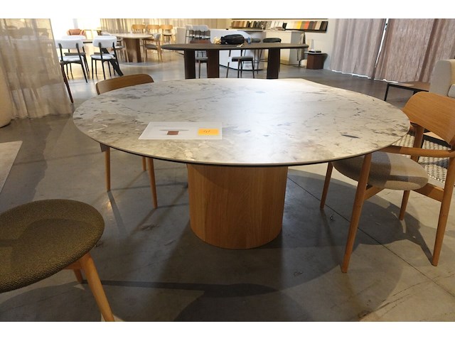 Ronde eettafel - afbeelding 1 van  4