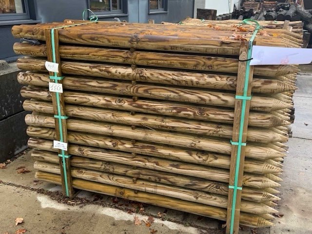 Ronde gefreesde palen 8cm op 1m80 tuinpalen (156x) - afbeelding 1 van  3