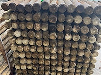 Ronde gefreesde palen 8cm op 1m80 tuinpalen (156x) - afbeelding 2 van  3