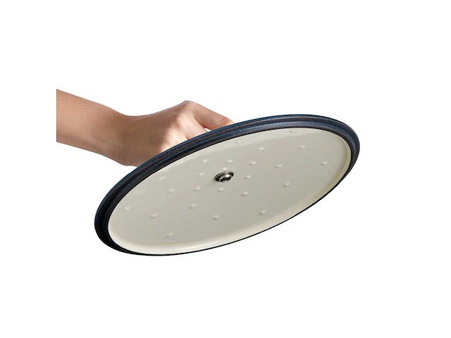 Ronde gietijzeren ovenschaal - blauw - brandt - afbeelding 5 van  7