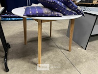 Ronde houten tafel - afbeelding 2 van  3