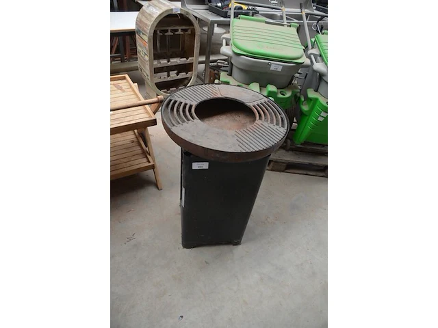 Ronde houtskool barbecue op zware voet ai.e - afbeelding 2 van  8
