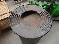 Ronde houtskool barbecue op zware voet ai.e - afbeelding 3 van  8