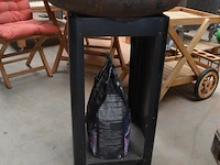 Ronde houtskool barbecue op zware voet ai.e - afbeelding 4 van  8