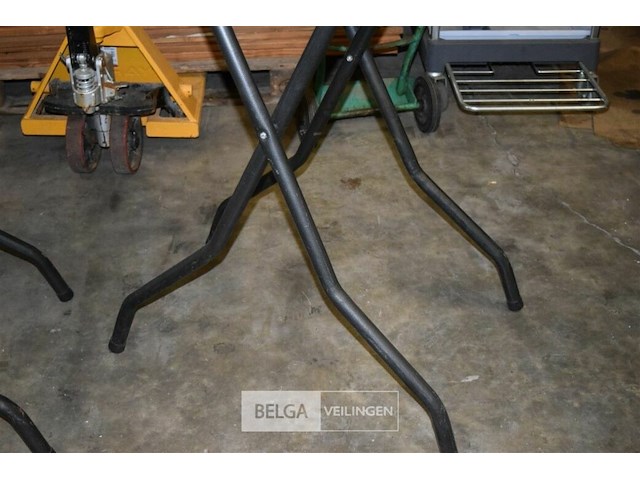 Ronde inklapbare staantafel - afbeelding 3 van  3