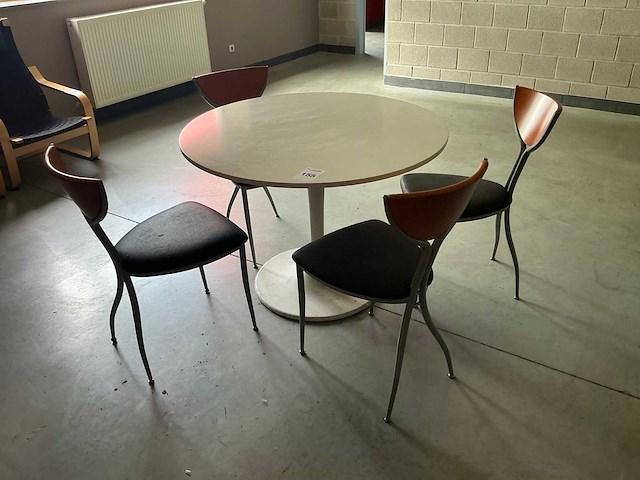 Ronde kantinetafel met 4 stoelen - afbeelding 1 van  8