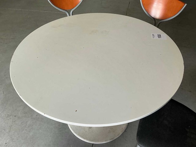 Ronde kantinetafel met 4 stoelen - afbeelding 5 van  8