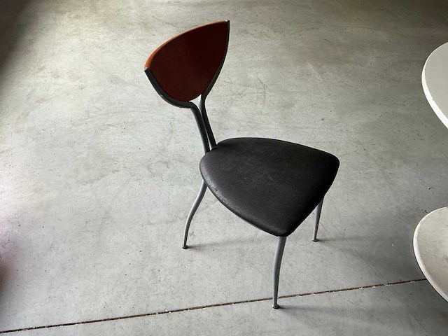Ronde kantinetafel met 4 stoelen - afbeelding 6 van  8