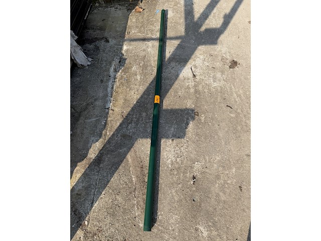 Ronde metalen palen - afbeelding 1 van  1