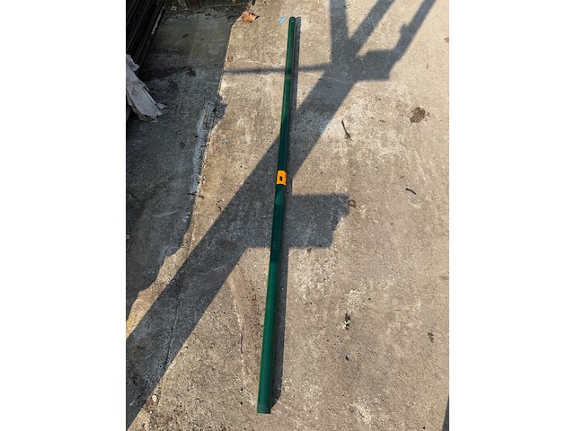 Ronde metalen palen - afbeelding 1 van  1