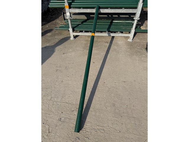 Ronde metalen palen - afbeelding 1 van  1