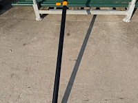 Ronde metalen palen - afbeelding 1 van  1