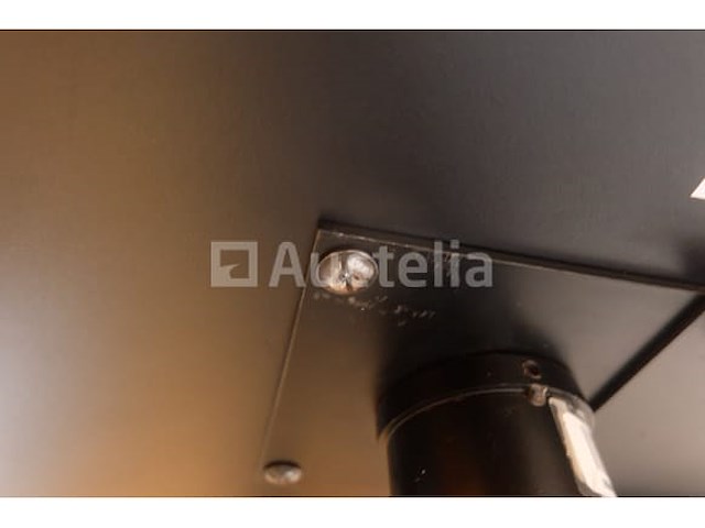 Ronde tafel + accessoires - afbeelding 5 van  6