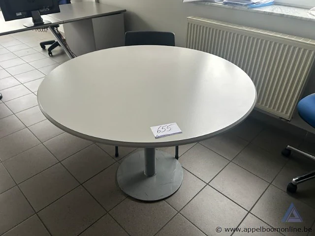 Ronde tafel diam 110cm - afbeelding 1 van  2