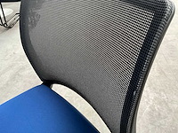 Ronde tafel met 3 stoelen - afbeelding 5 van  8