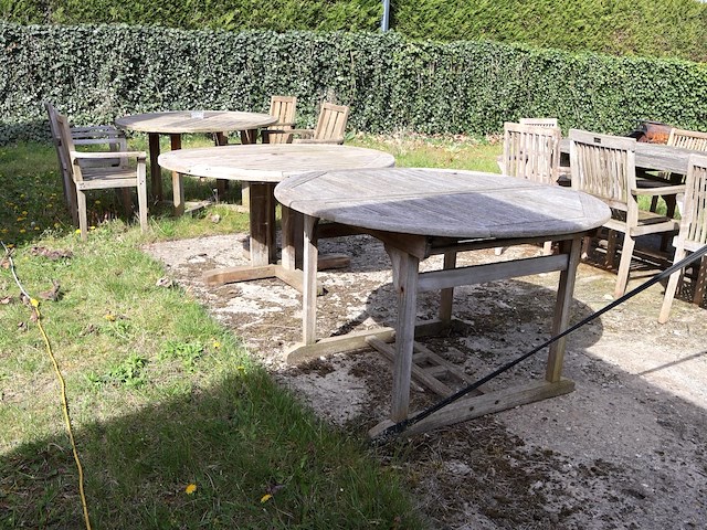 Ronde tafel (x3) - afbeelding 1 van  5