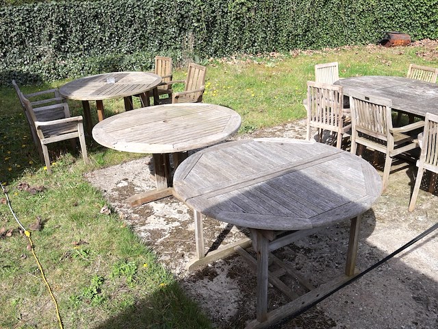 Ronde tafel (x3) - afbeelding 2 van  5