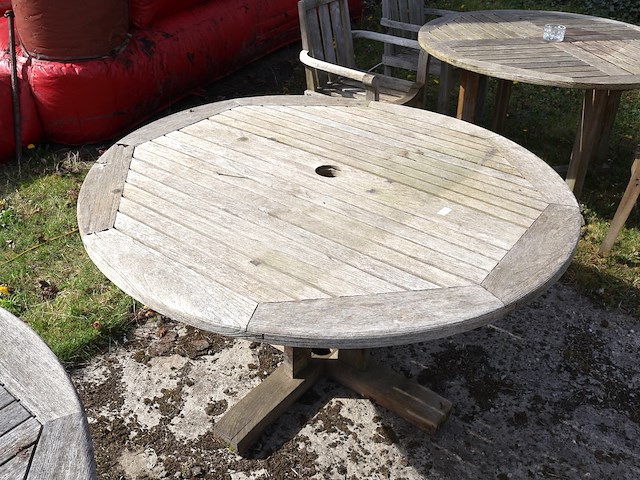 Ronde tafel (x3) - afbeelding 4 van  5