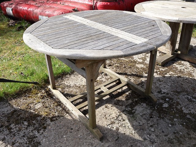 Ronde tafel (x3) - afbeelding 5 van  5