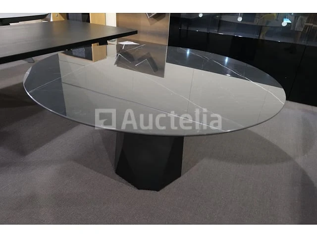 Ronde tafel - afbeelding 2 van  5