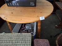 Ronde tafel - afbeelding 1 van  1