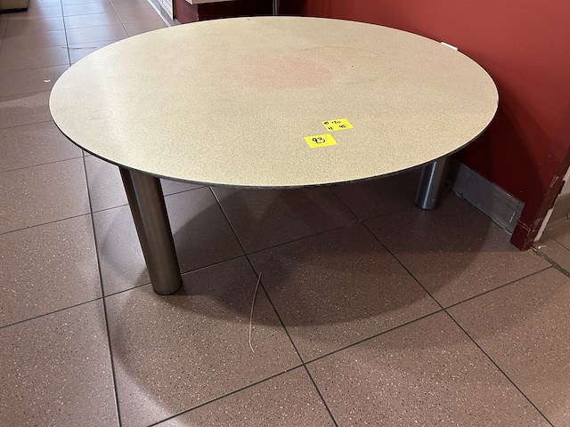 Ronde tafel - afbeelding 1 van  3